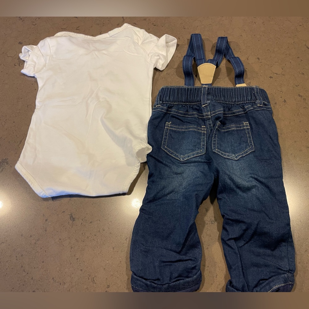 Baby Outfit Bundle - Picture 7 of 7
